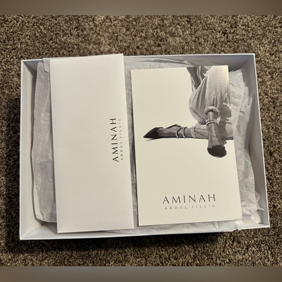 Aminah Abdul Jillil Heart Printed Limited Edition - Picture 8 of 10